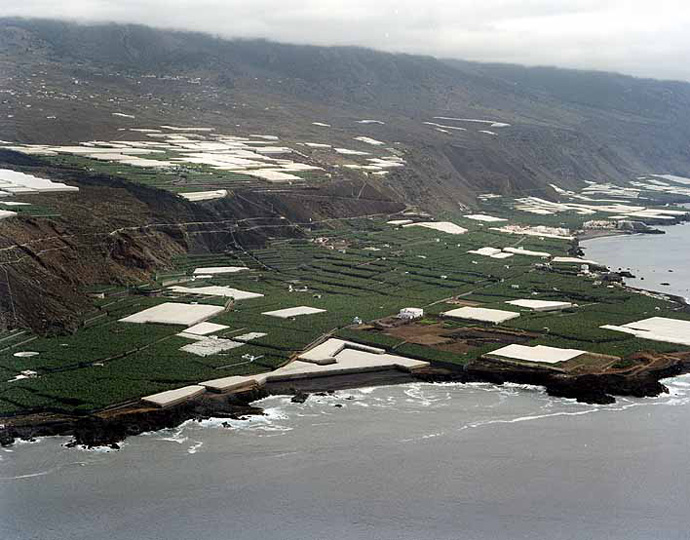 El Charcón / Lago de las Damas